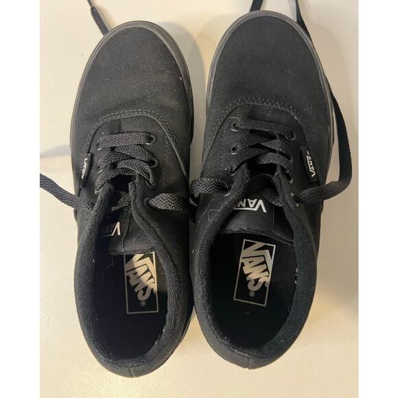 Vans Black Canvas Shoes in Black - Youth Size 1 - Picture 4 of 9